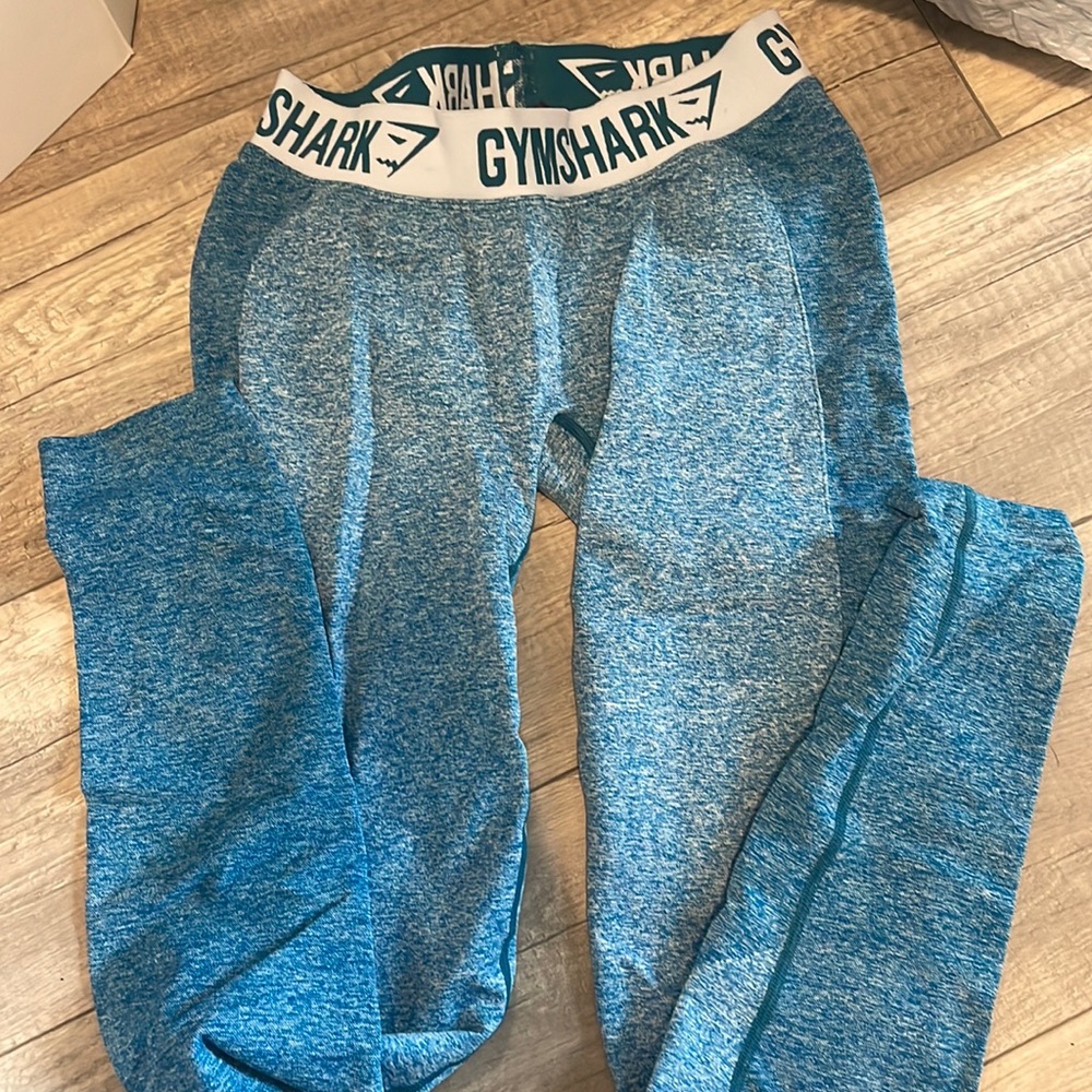 •Gymshark Artic Blue leggings•